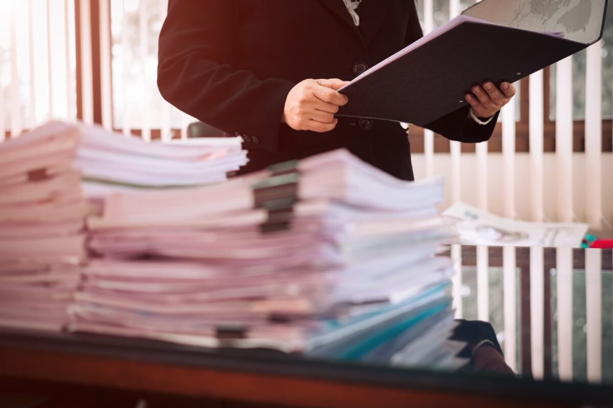Experienced process servers at Firefly Legal manage court filings, document retrieval, and delivery with speed and legal precision.